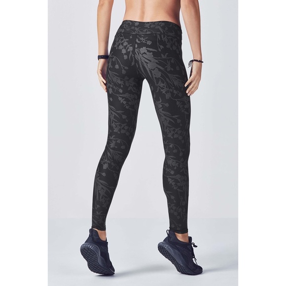 Fabletics Mid-Rise Printed PowerHold Legging XS - Picture 2 of 5